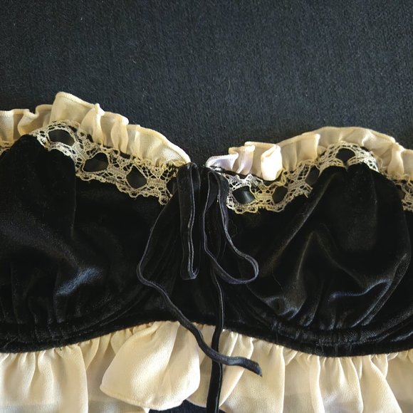 Velvet Bra - Picture 2 of 6